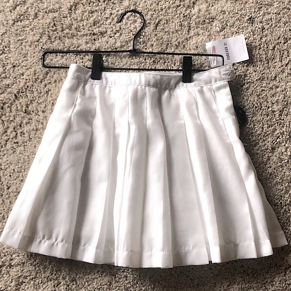 Forever21 White Pleated Skirt